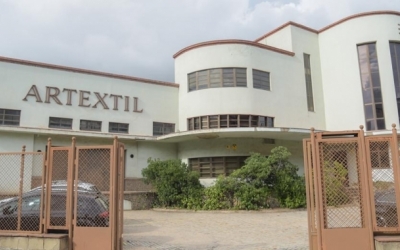 Exterior de l'Artèxtil/ Roger Benet